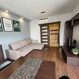 Dark Chocolate 4 Persons Down Town Apartament