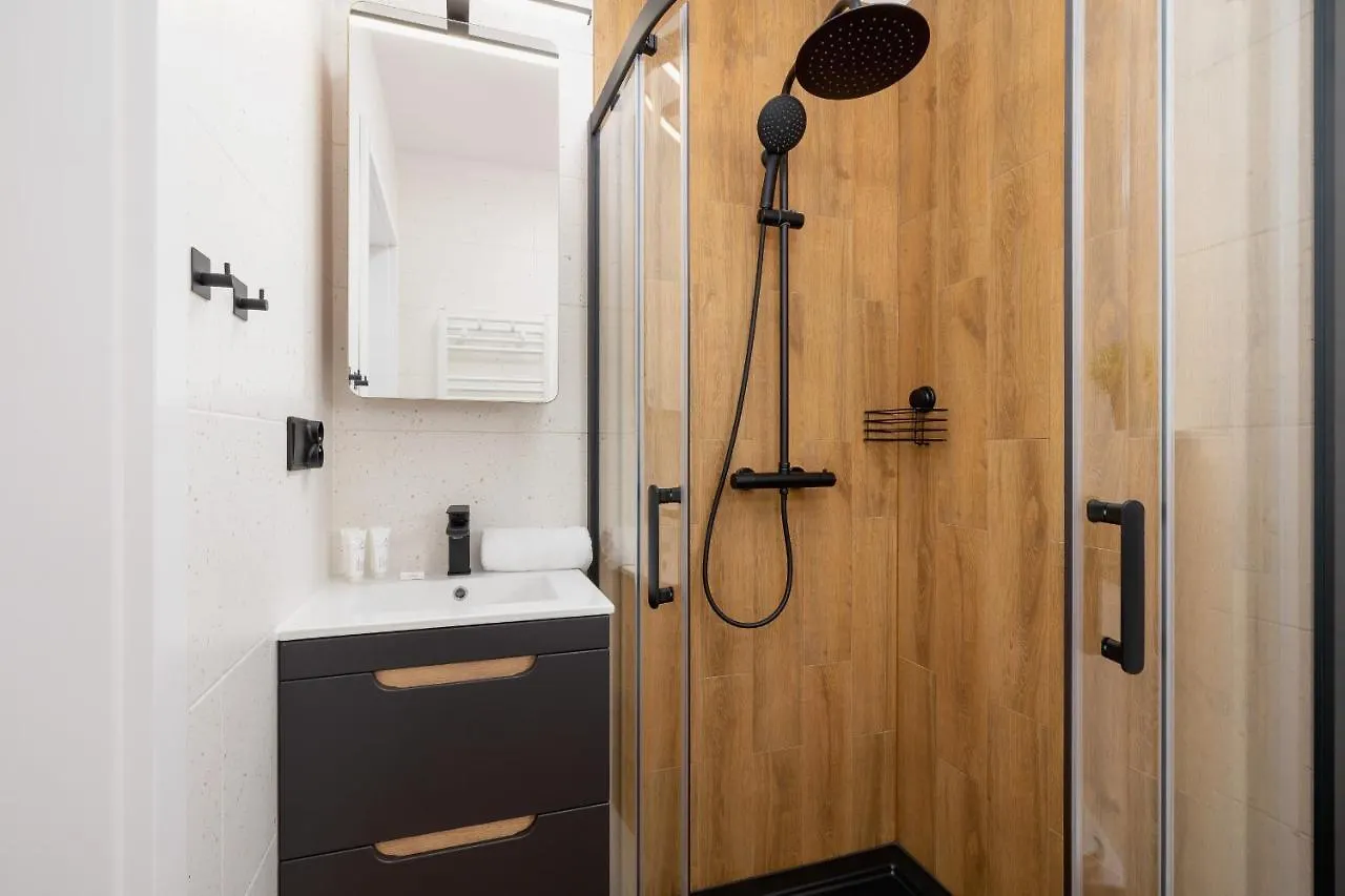 Klemensiewicza Studio Apartment By Renters Krakow